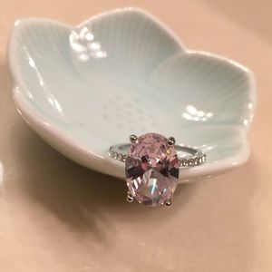 💎 Gorgeous Cubic Xirconia Ring - last one!! 💍💍